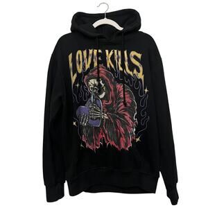 MASSIVE ACTION Men's M Black Graphic Hoodie Sweater Love Kills Lonely Hearts